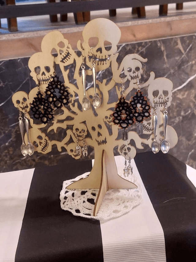 Vampire Drop Lace Earrings